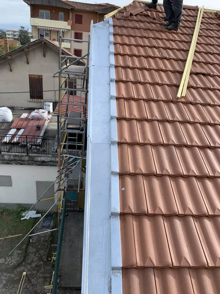 Habillage bandeau alu près de Saint-Vallier 